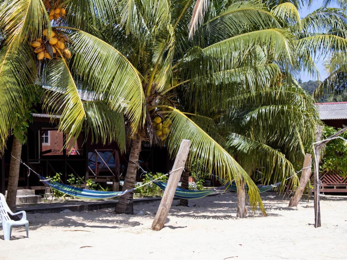 Bushman Tioman Hotel Kampong Juara Kültér fotó
