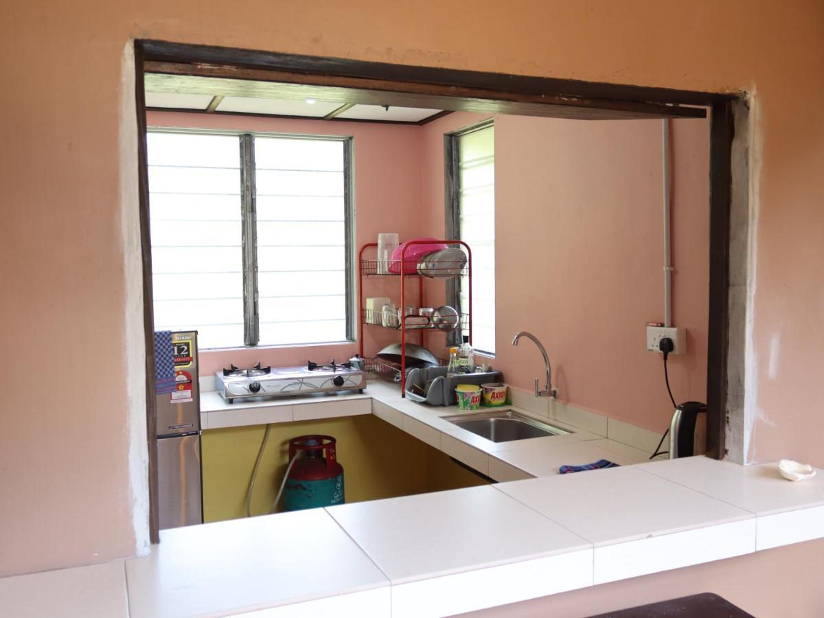 Bushman Tioman Hotel Kampong Juara Kültér fotó