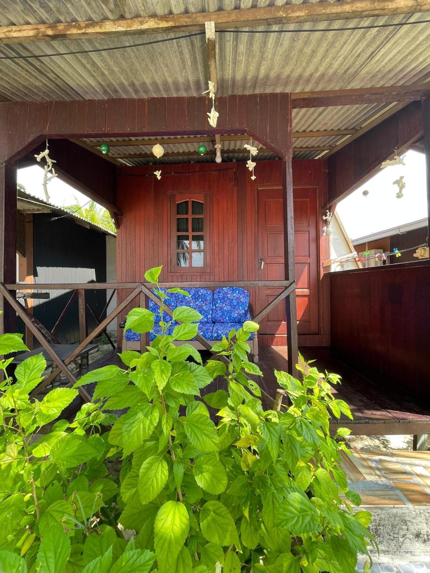 Bushman Tioman Hotel Kampong Juara Kültér fotó